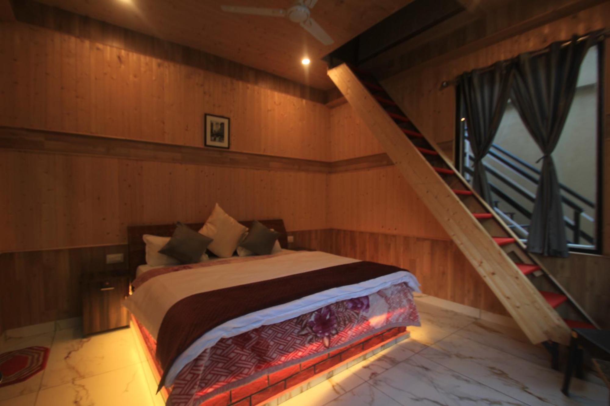 Sukoon Resort Banjar Exterior photo